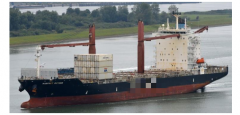 2007年 24500吨集装箱船