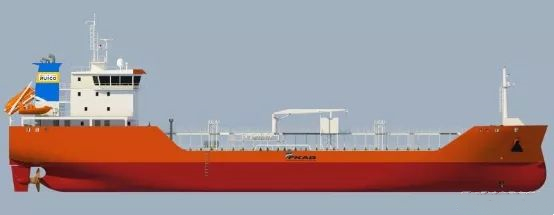 扬州金陵第二艘7000吨双燃料化学品船顺利出坞